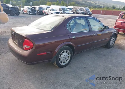 2000 Nissan Maxima Gle/Gxe/Se from USA, damaged, VIN JN1CA31D1YT744135